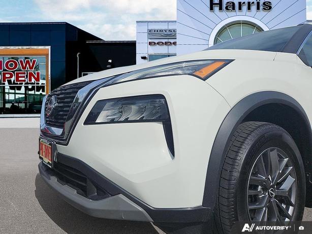 2022 Nissan Rogue S AWD | Heated Seats | Cruise Control! image 8