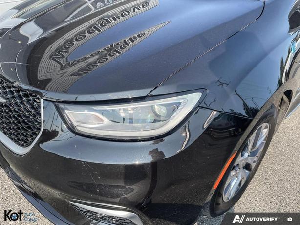 2022 Chrysler Pacifica Hybrid Pinnacle image 8