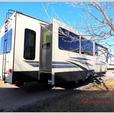 Used 2018 Keystone RV Montana High Country 384BR thumbnail image 5