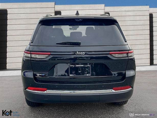 2023 Jeep Grand Cherokee 4xe Base demo image 5