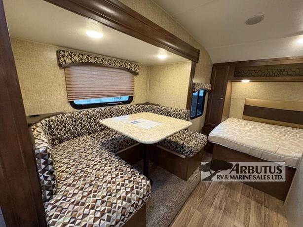 Used 2017 Venture RV Sonic Lite 167VMS image 7