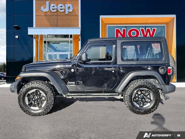 2021 Jeep Wrangler Sport 4x4 | No Reported Accidents! image 3