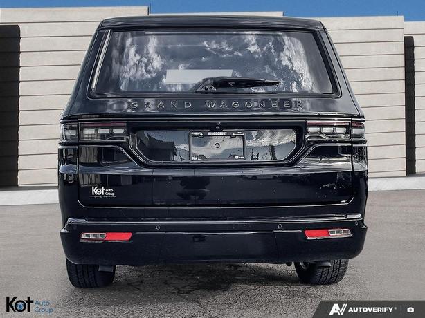 2023 Jeep Grand Wagoneer Series Iii Obsidian demo image 5