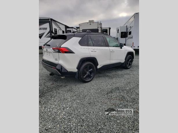 Used 2021 TOYOTA RAV 4 HYBRID ELECTRIC image 3