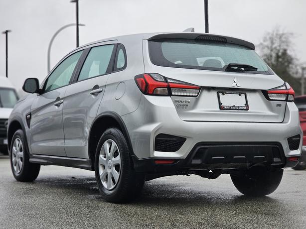 2023 Mitsubishi RVR ES AWC - Heated Seats, Apple Carplay/Android Auto image 7