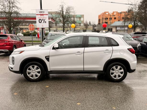 2024 Mitsubishi RVR ES - No Accidents, One Owner, Heated Seats image 8