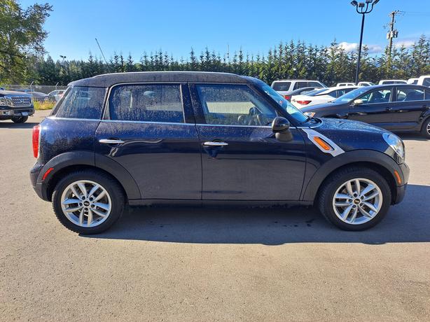 2014 MINI Cooper Countryman - Manual, Heated Seats image 5