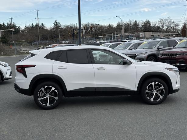 2024 Chevrolet Trax 1RS- No Accidents, BC Local & Heated Seats image 5