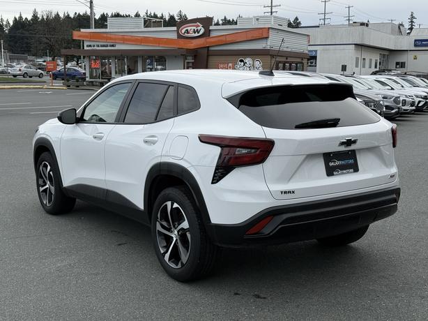 2024 Chevrolet Trax 1RS- No Accidents, BC Local & Heated Seats image 8