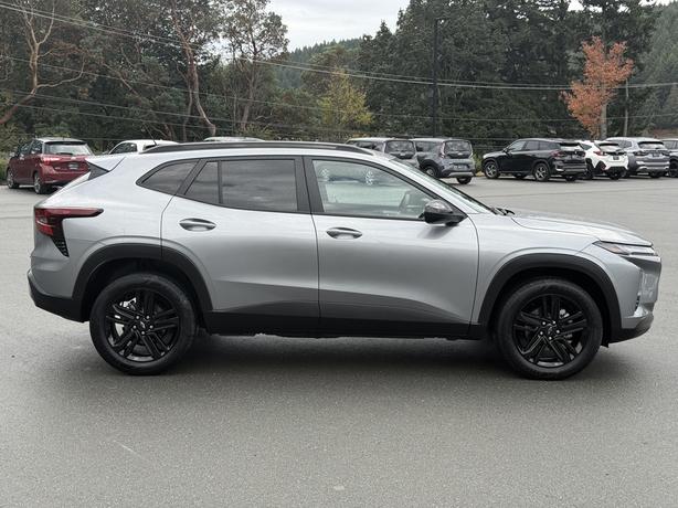 2025 Chevrolet Trax ACTIV- No Accident, Power Seat & Back Up Camera image 5