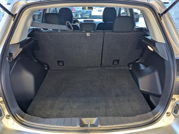 2023 Mitsubishi RVR ES - 4x4, Heated Seats, Android Auto/Apple CarPlay image 8