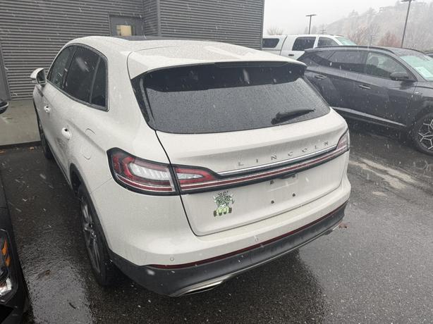 2023 Lincoln Nautilus Reserve WIRELESS CHARGING! LEATHER! SUNROOF! BLINDSPOT! image 4