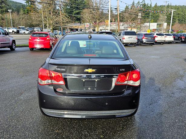2015 Chevrolet  Cruze LTZ image 2