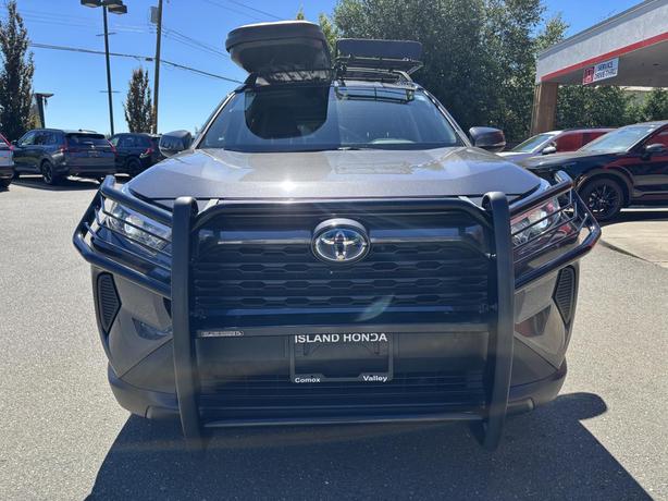 2023 Toyota RAV4 Hybrid Xle image 2