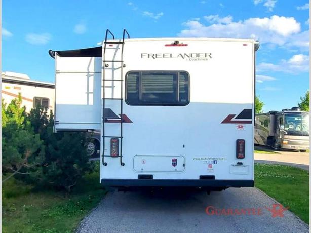 Used 2023 Coachmen RV Freelander 26DS image 5