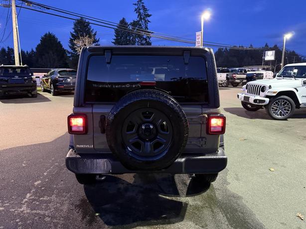 2025 Jeep Wrangler Sport image 4