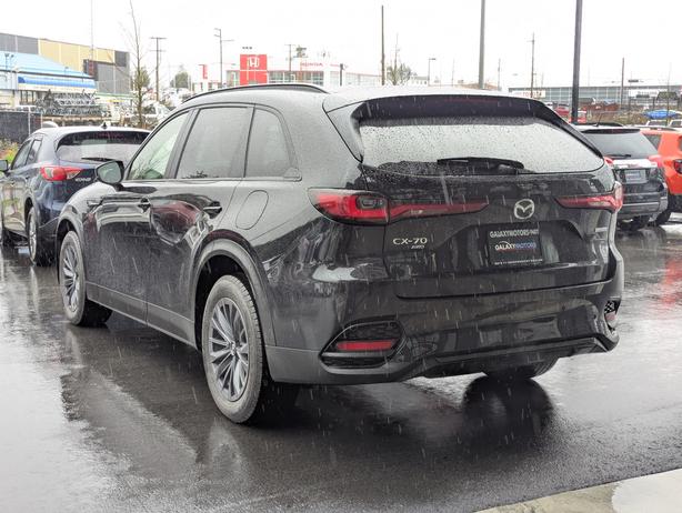 2025 Mazda CX-70 GS-L - No Accidents, Leather, Heated Seats image 8