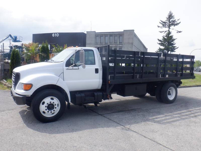 2001 Ford F-650 18 Foot Flat Deck Diesel Air Brakes display photo