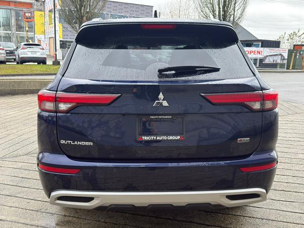 2024 Mitsubishi Outlander image 7