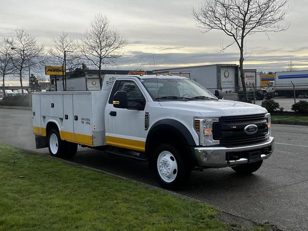 2019 Ford F-550 Service Truck 4WD image 1