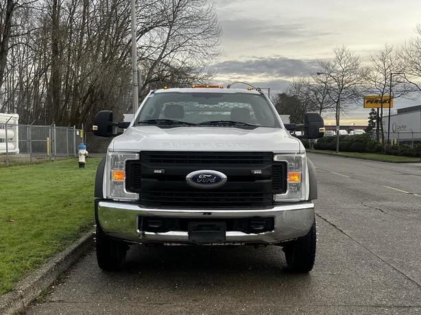 2019 Ford F-550 Service Truck 4WD image 3