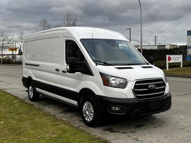 2020 Ford Transit 250 Van Med. Roof  Reefer Cargo 130-inch WheelBase image 1