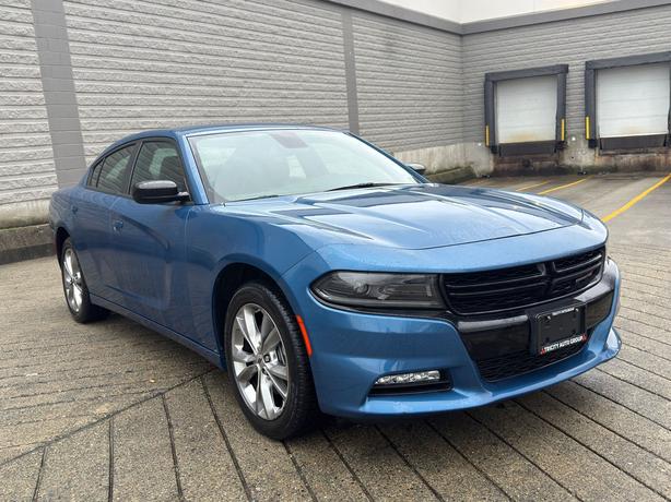 2023 Dodge Charger SXT AWD image 4
