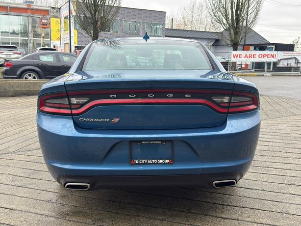 2023 Dodge Charger SXT AWD image 7