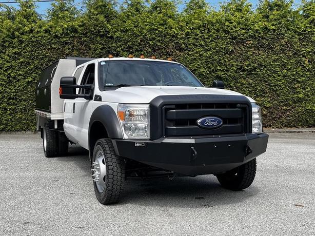 2016 Ford F-550 XL Crew Cab Dually 4x4 Service Truck with Water Tank image 2