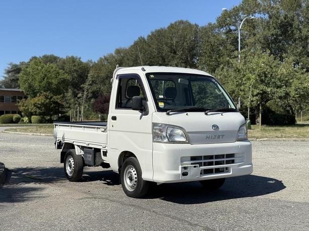 2009 Daihatsu Hijet DM 4x4 Kei Pickup Truck right Hand Drive image 2