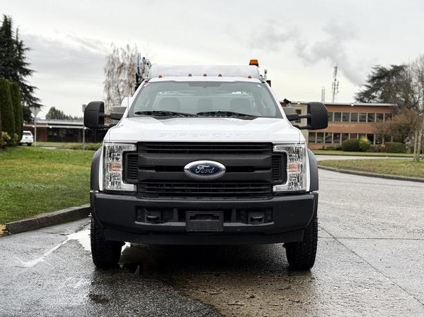 2017 Ford F-550 XL Super Duty Service Truck with Maxilift Cobra Crane image 3