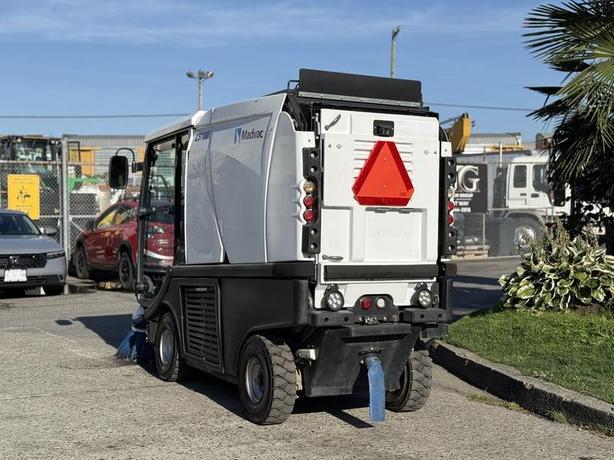 2017 Madvac LS100 Compact Sweeper image 8