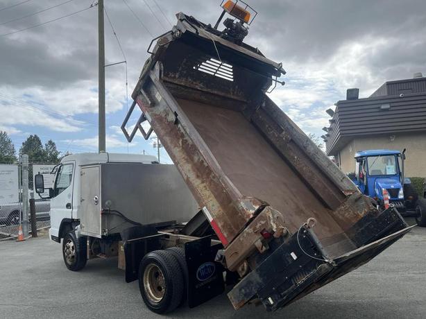 2008 Mitsubishi Fuso FE180 Power Tailgate Dump Truck With Winch 3 Seater Diesel image 3