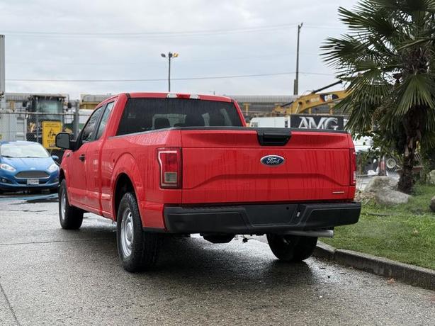 2015 Ford F-150 XL SuperCab 2WD with 6.5-Foot Box image 8