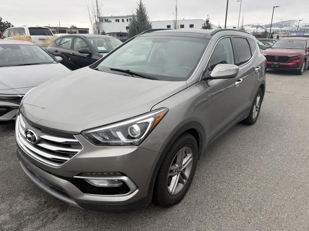 2018 Hyundai Santa Fe Sport Luxury LEATHER! POWER DRIVERS! HEATED SEATS! NO ACCI image 2