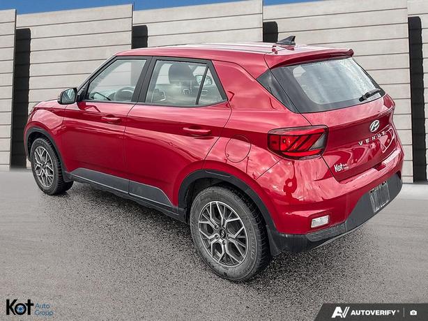 2022 Hyundai Venue Essential ! NO ACCIDENTS! ONE OWNER! LOW KMS! KEYLESS ENTRY!  image 4