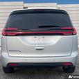 2024 Chrysler Pacifica Touring-L thumbnail image 5
