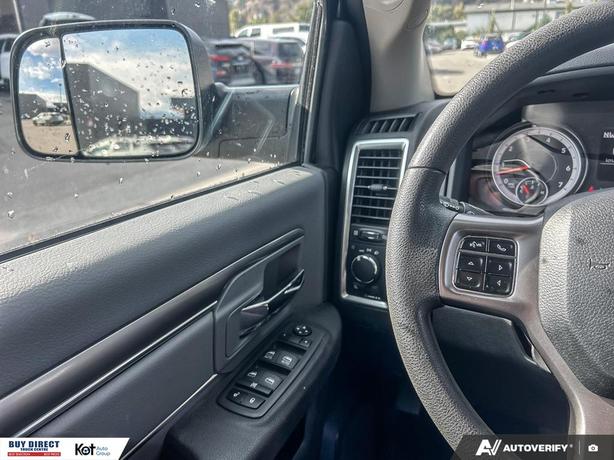 2023 RAM 1500 Classic SLT AUTO, BLUETOOTH, GREY INTERIOR, BACK UP CAMERA, TOW PA image 8