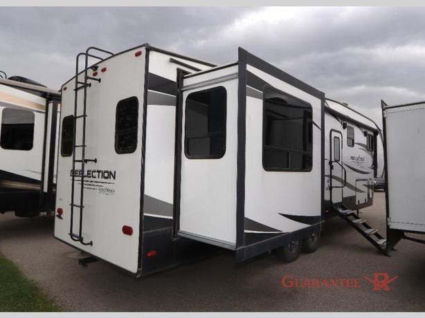 Used 2022 Grand Design Reflection 340RDS image 6