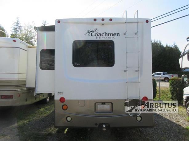 Used 2012 Coachmen RV Mirada 29DS image 4