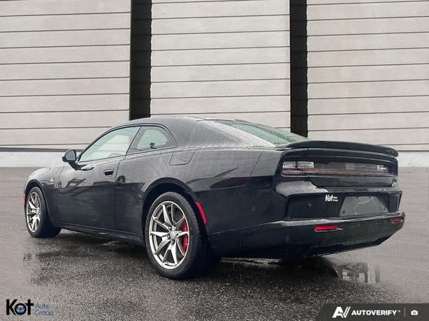 2024 Dodge Charger Daytona Scat Pack image 4