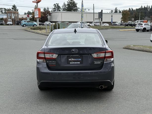 2017 Subaru Impreza AWD - Power Moonroof & Heated Seats image 7