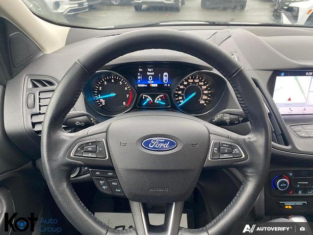 2019 Ford Escape SEL BLUETOOTH APPLE CARPLAY! POWERED TAILGATE! image 7