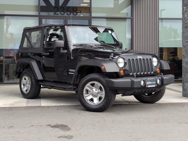 2013 Jeep Wrangler Sport - Soft Top, 6-SPeed Manual image 4
