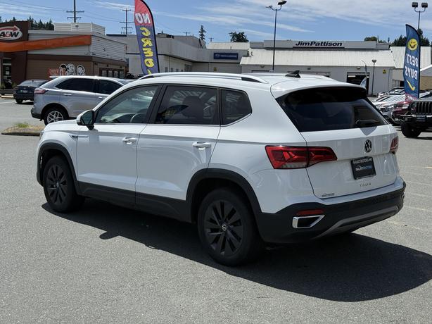 2024 Volkswagen Taos Comfortline - Power Seat & Front Dual Zone A/C image 8