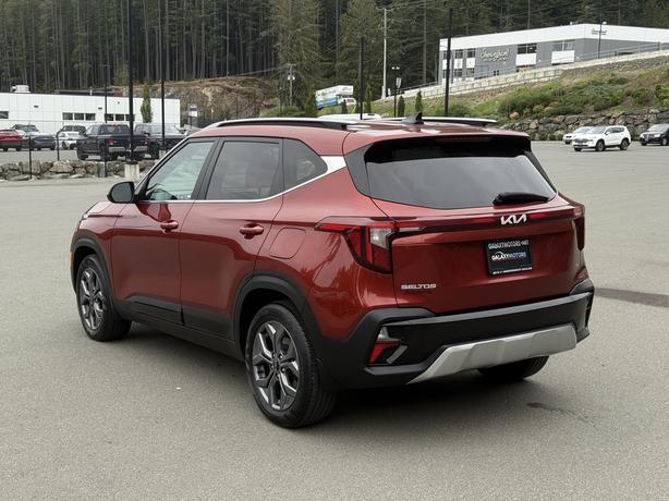 2024 Kia Seltos AWD - Power Moonroof & Back Up Camera image 8