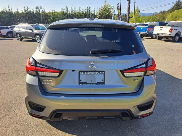 2021 Mitsubishi RVR - 4WD, Heated Seats image 7