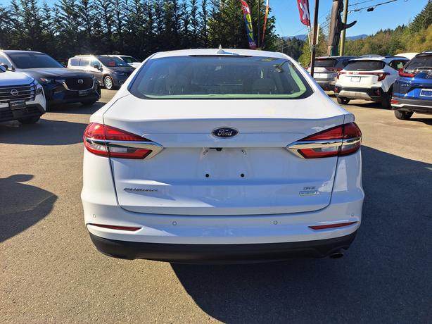 2020 Ford Fusion FWD - Navigation, Heated Seats image 7