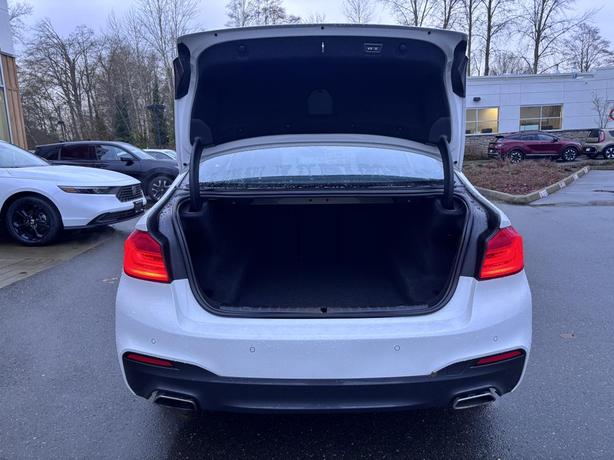 2018 BMW 5 Series 540i Xdrive image 7