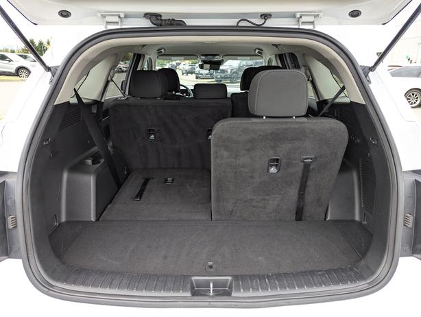 2024 Kia Sorento LX - No Accidents, Heated Seats, AWD image 8